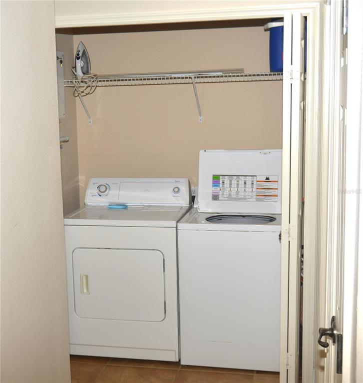 Laundry Closet - Washer &amp; Dryer