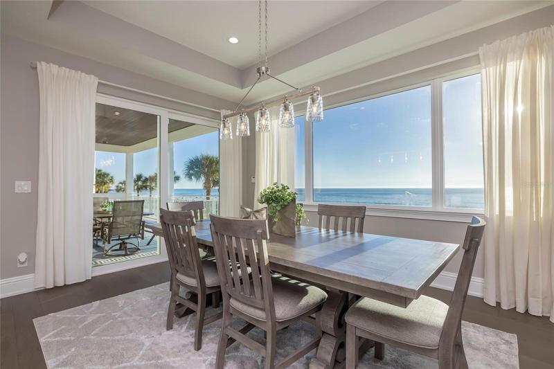 Dine with unparalleled views!