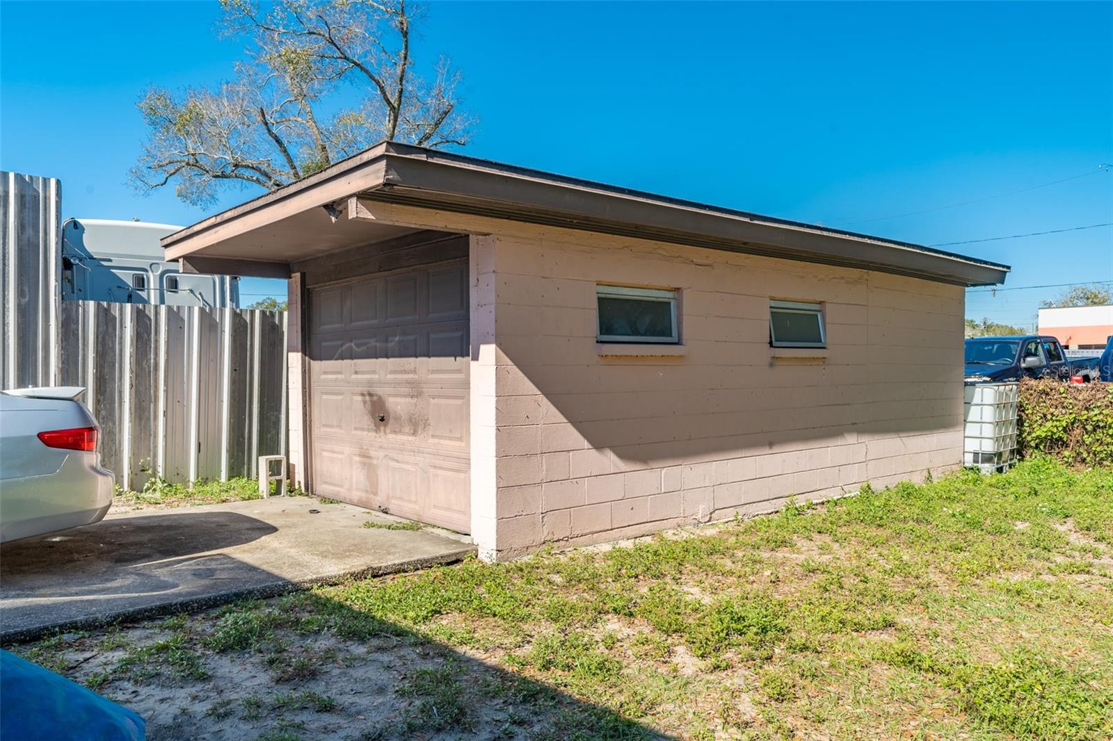 904 E Bougainvillea Avenue, Tampa, Florida 33612, 2 Bedrooms Bedrooms, ,2 BathroomsBathrooms,Residential Income,For Sale,BOUGAINVILLEA,T3423144