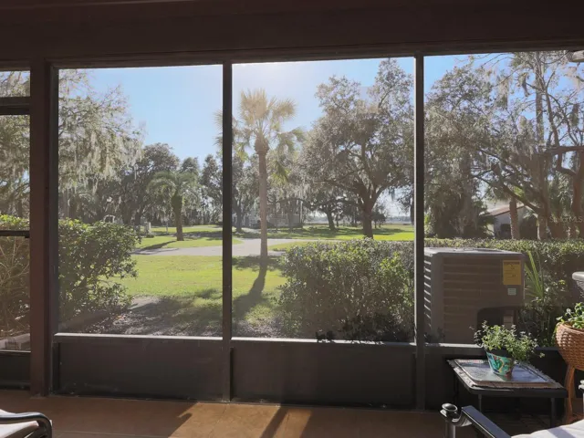 1st floor screened lanai