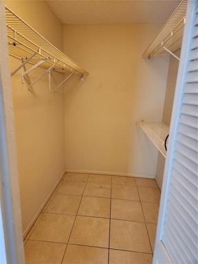 Walk in closet