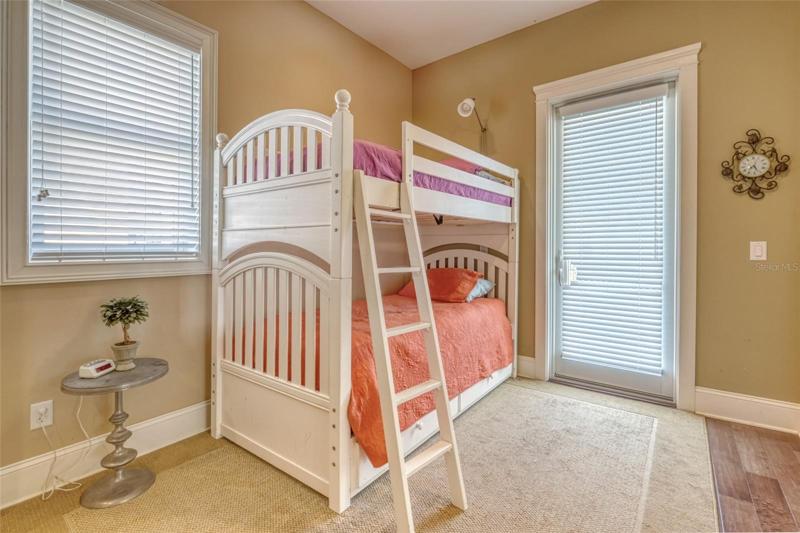 Guest suite with bunk and murphy bed