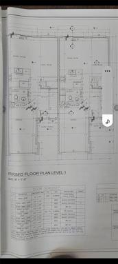 Plan main level with laundry