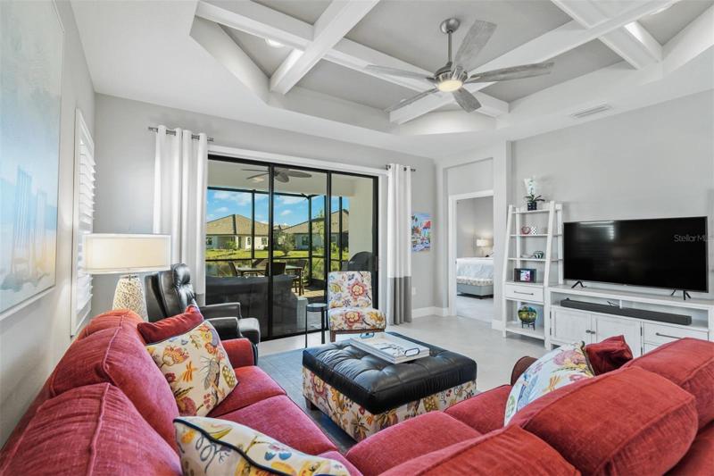 GREAT ROOM LOOKING OUT TO LANAI