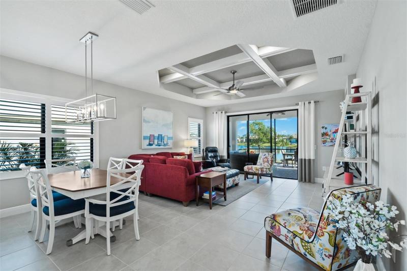 WOW  !! LOOK AT THE CEILING TREATMENT