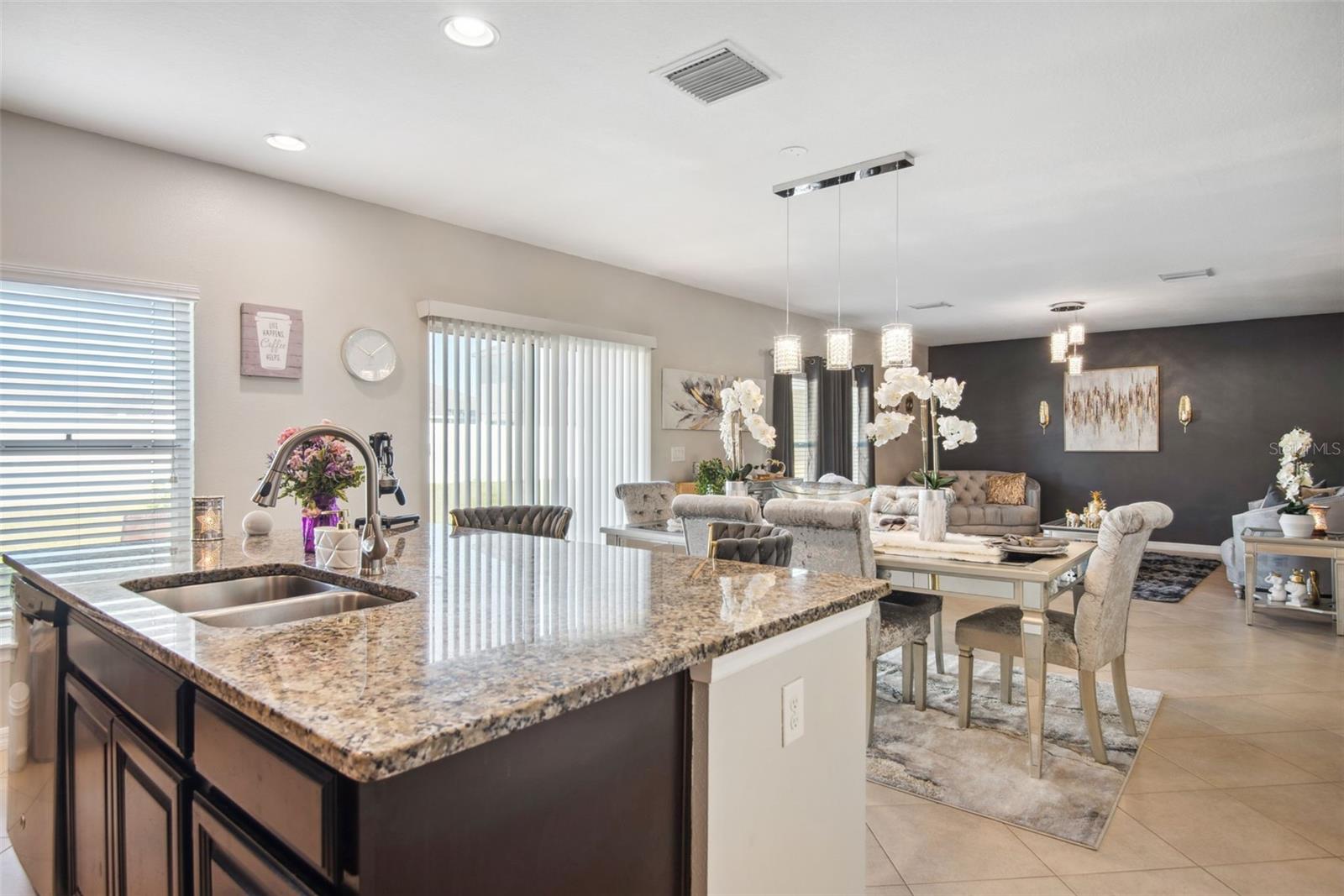 8116 Rothbury Hills Place, Gibsonton, Florida 33534, 4 Bedrooms Bedrooms, ,3 BathroomsBathrooms,Residential,For Sale,ROTHBURY HILLS,T3423643