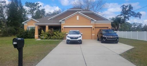 Exterior / Front