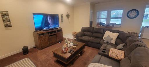 Living Room / Sala