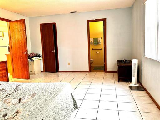 Master Bath Room
