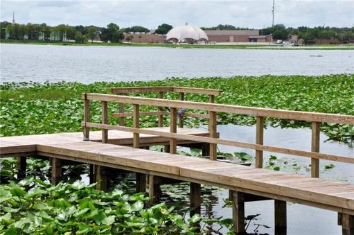 Private dock for Lakeland Harbour Condos