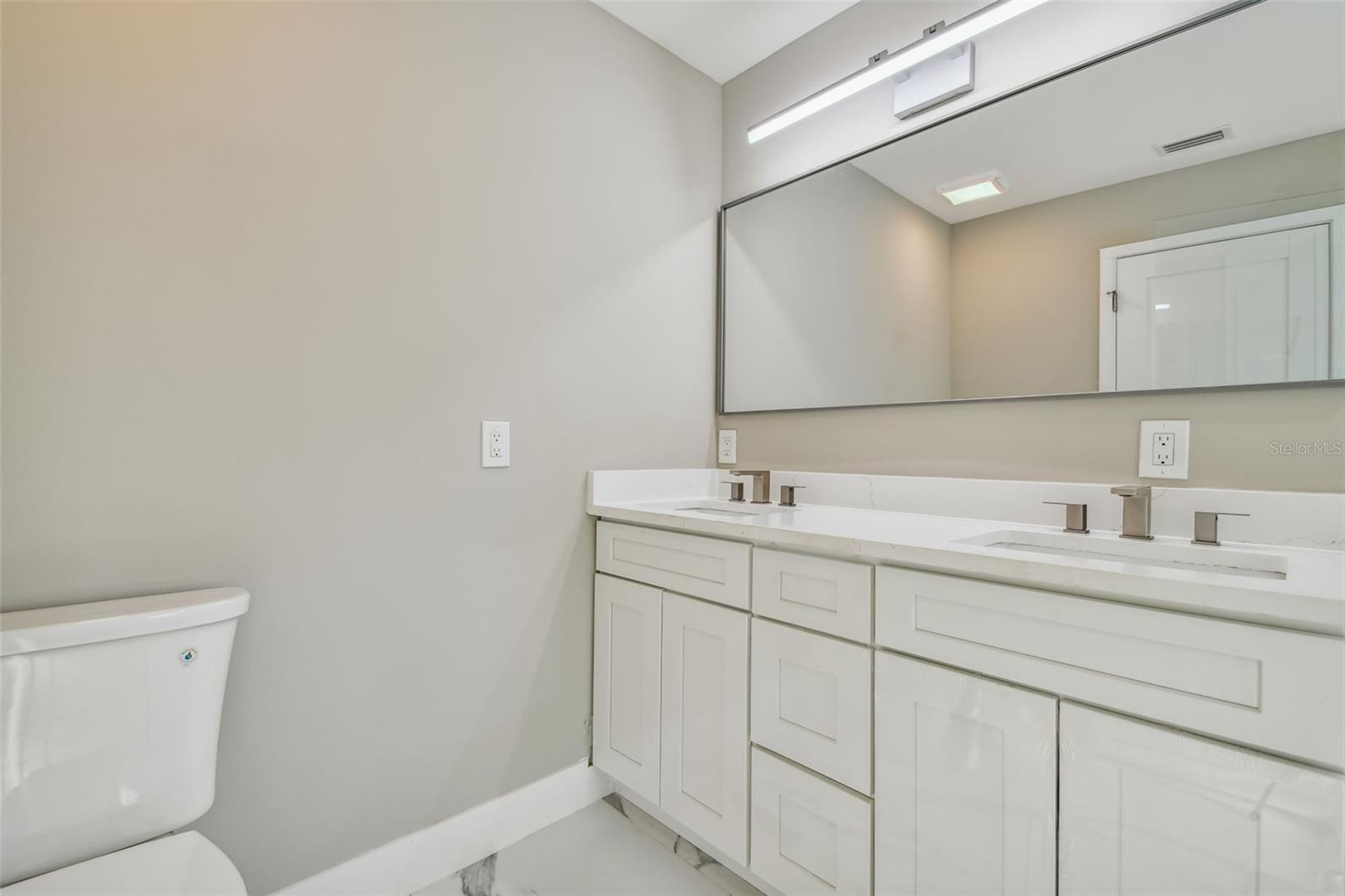 Bathroom #1 (ensuite)