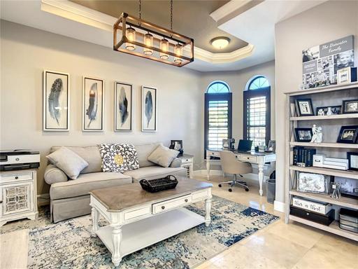 Den/Formal Living