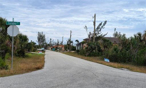 Looking down Atenia towards newer homes, and new construction. 
