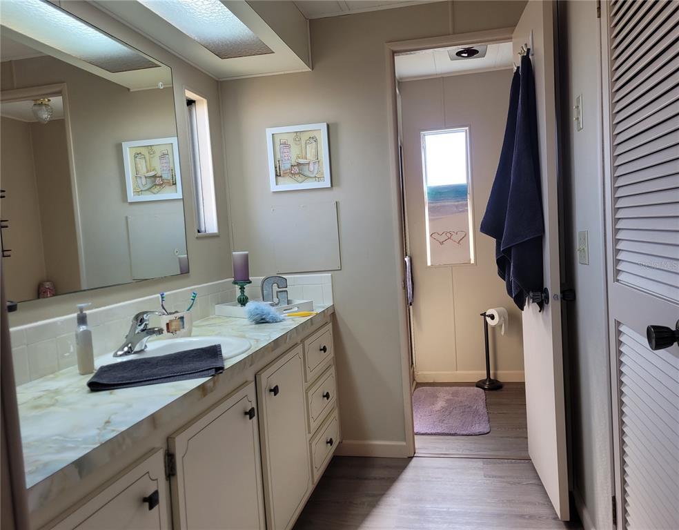 primary bath shower no tub