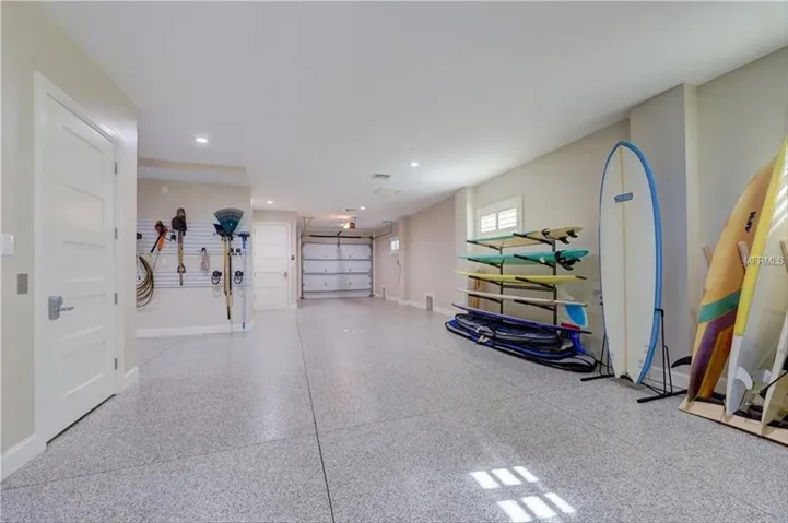 Air Conditioned Garage