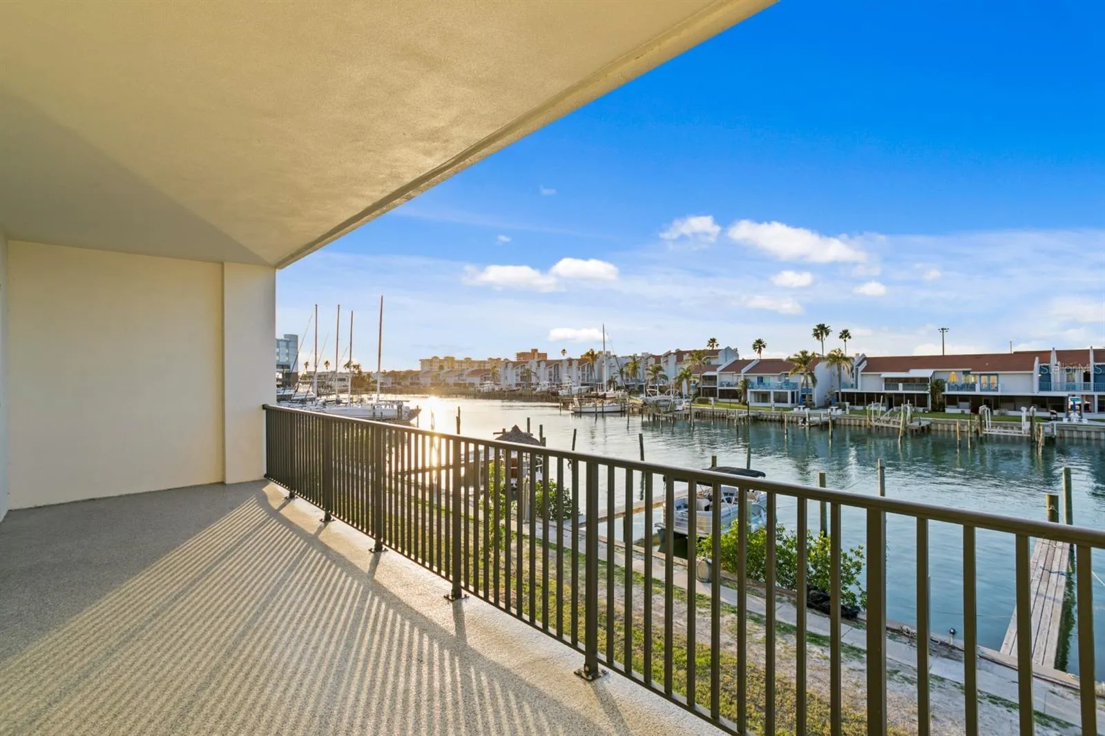 Community Club Room Balconey