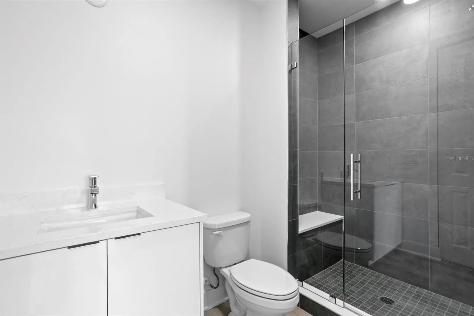 Second Bedroom EnSuite Bathroom