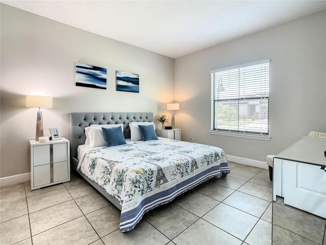 King Bedroom first floor.