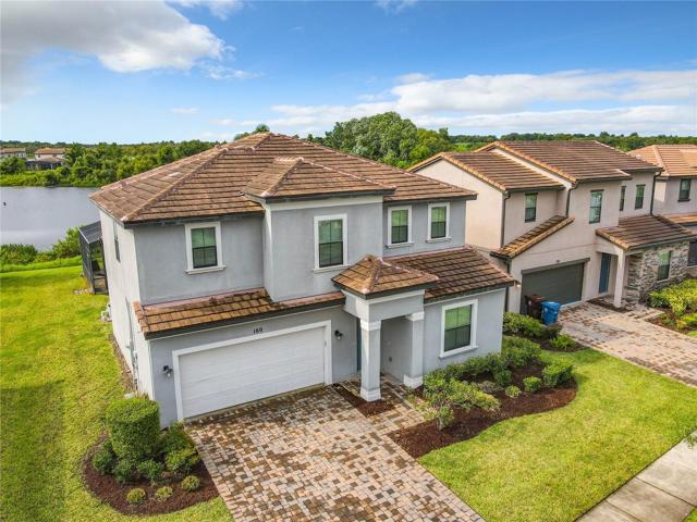 Elevated view front of home at 160 Kenny.