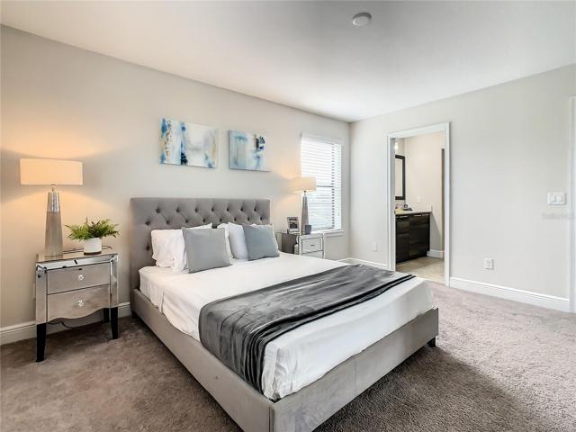 Queen Bedroom