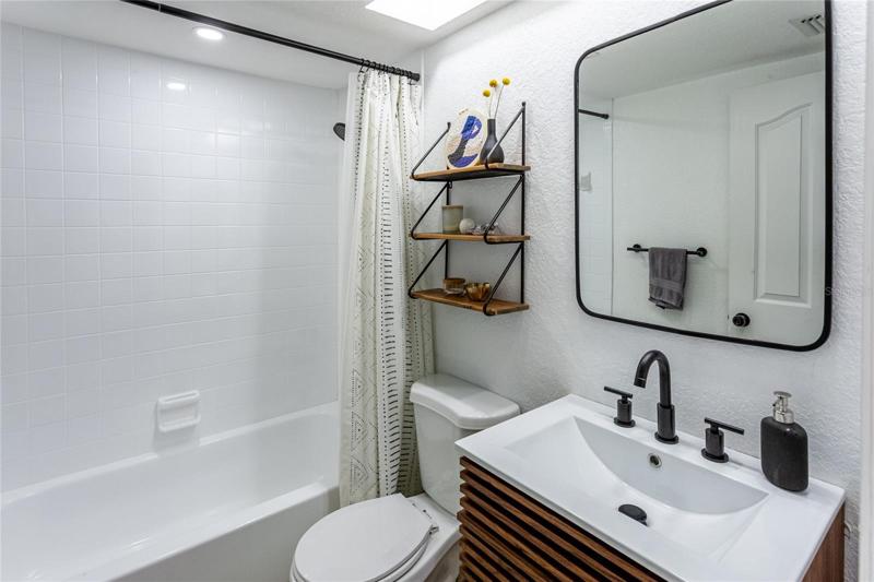 Downstairs Full Bath