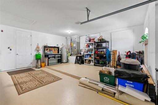 Oversized 2 car garage