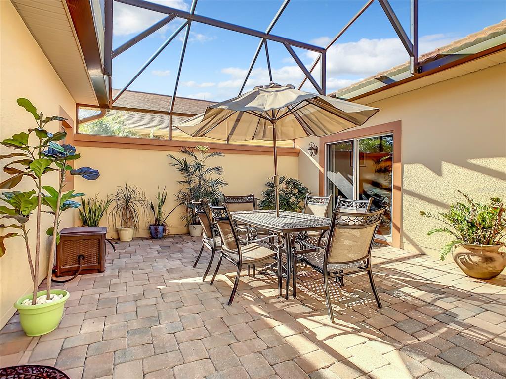 SCREENED COURTYARD