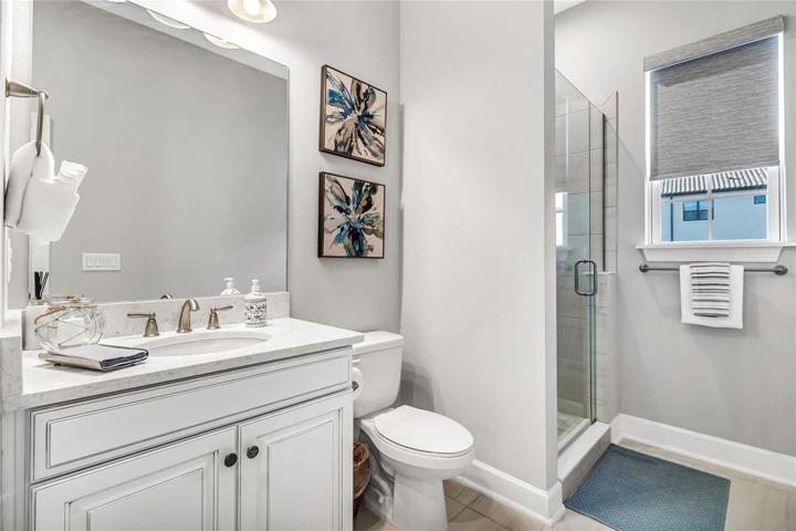 Full Bathroom on Main Floor