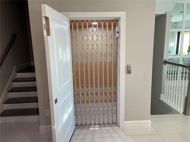 Private Elevator