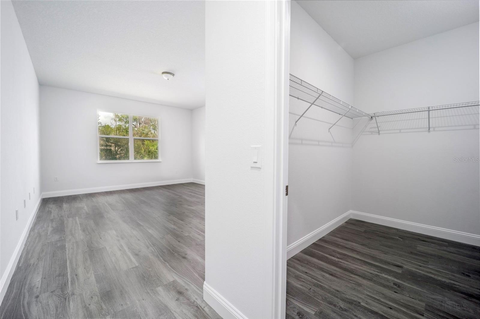 Walk in Closet