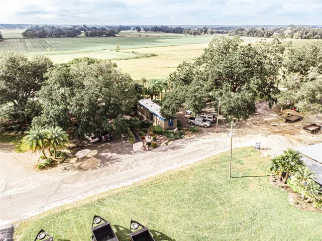 Lot with trailer and plenty of parking space