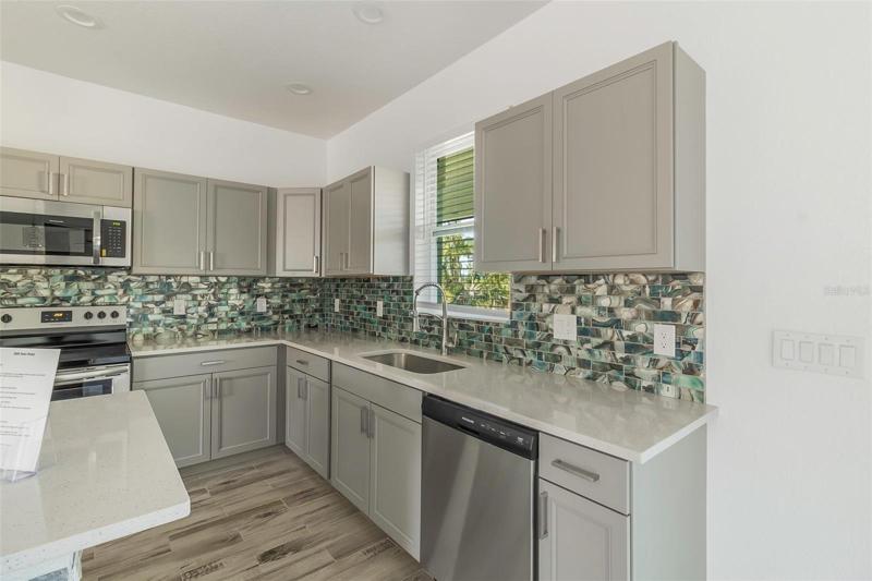 MODERN CABINETS