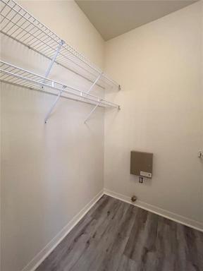 Walk In closet in MB
