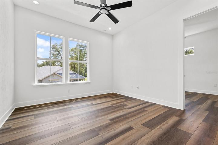 Bedroom 2 (2nd Floor)