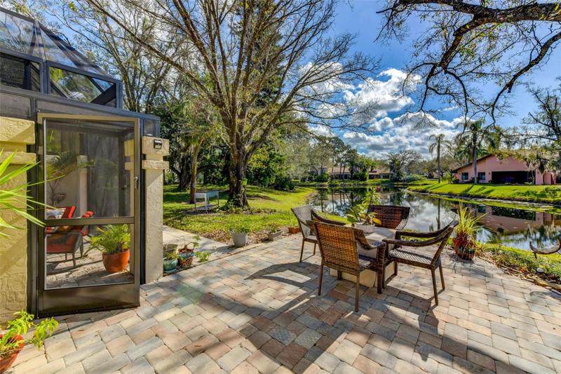 Paved backyard, another area for entertainment