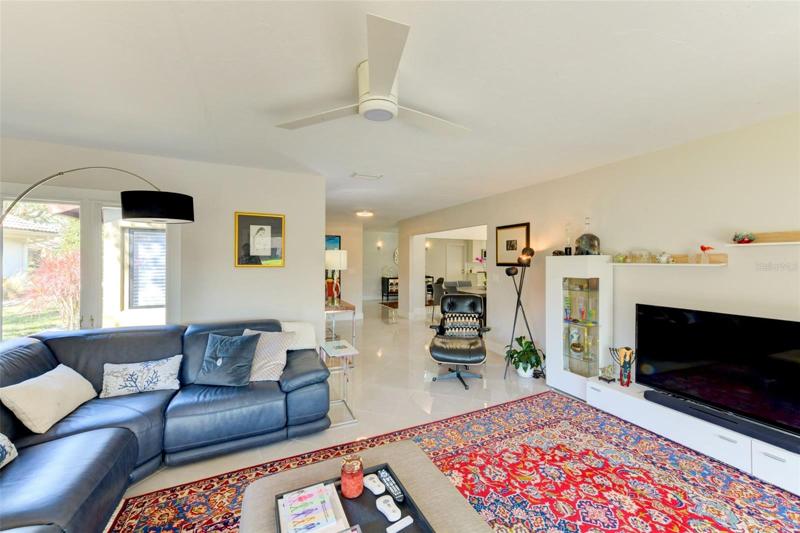 View of the entrance and the dining area from the living room
