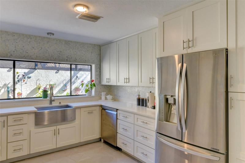 Beautiful backsplash in the kitchen