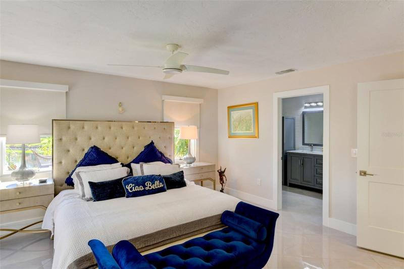 View of the main bedroom and the bathroom