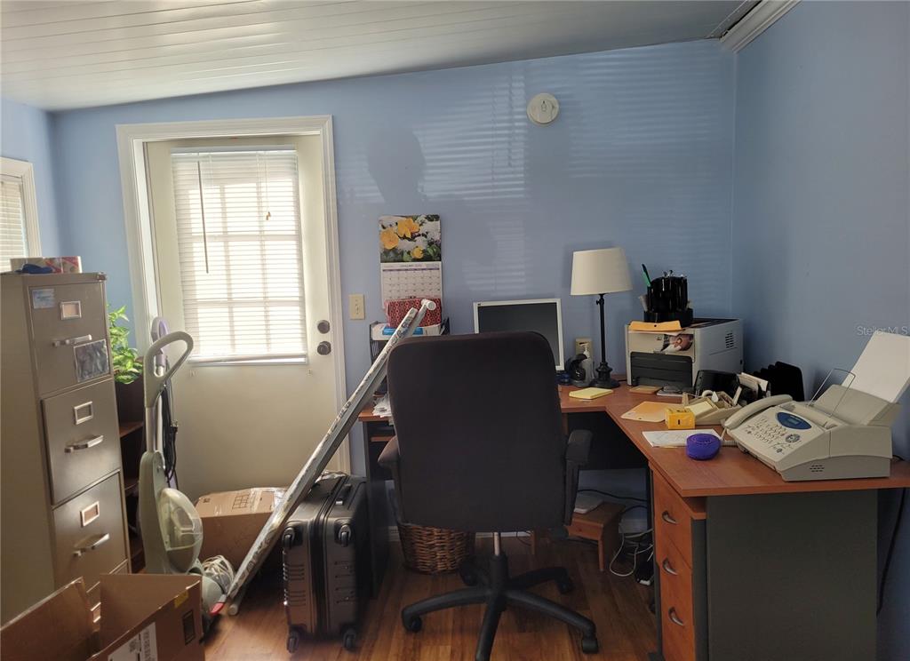office / sunroom