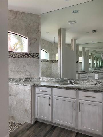Similar Master Bathroom