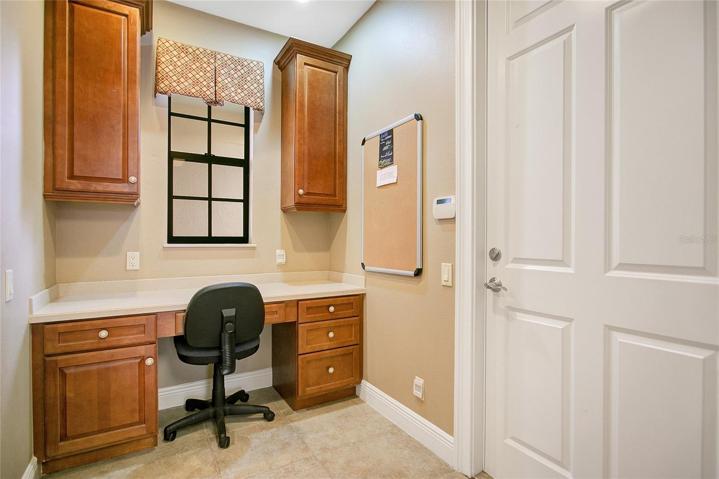 Built-In Desk