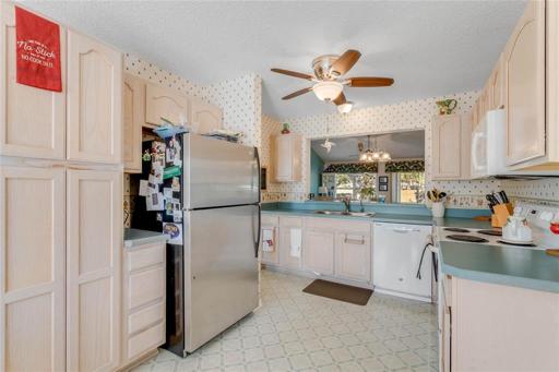 Kitchen with modern appliances