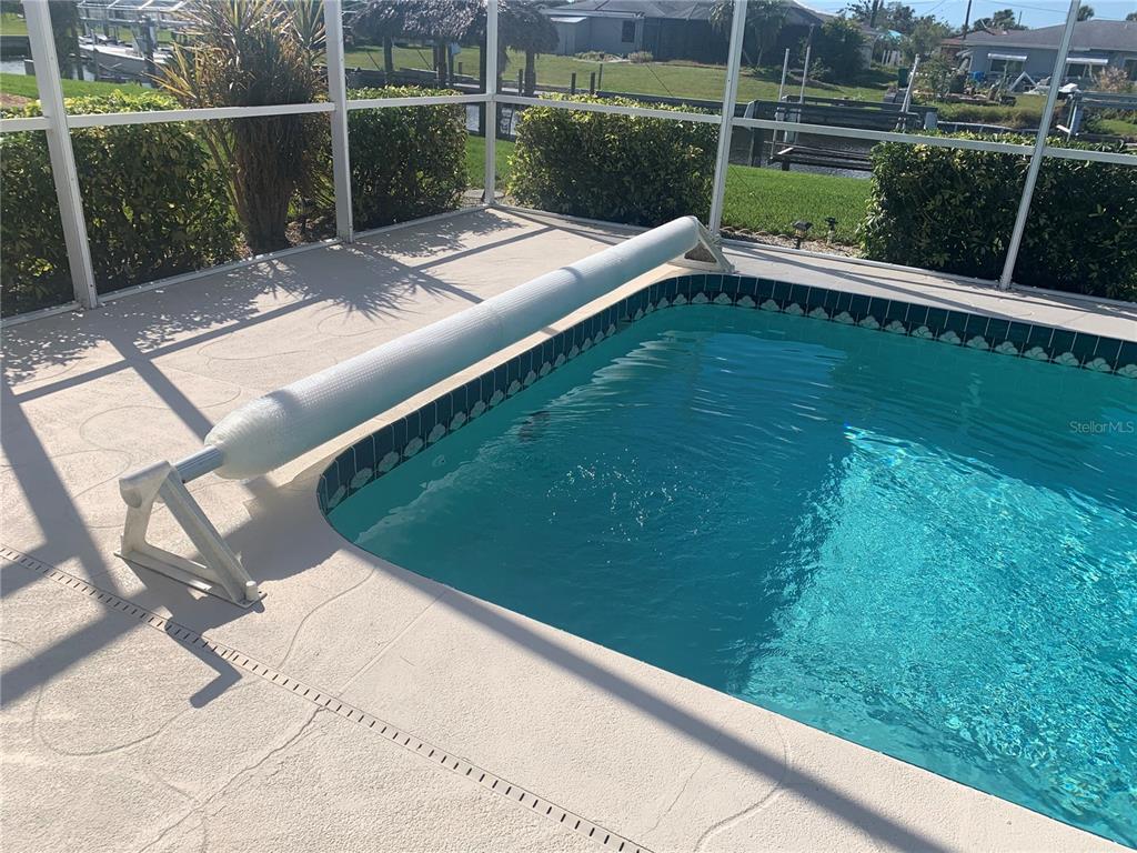 Pool cover