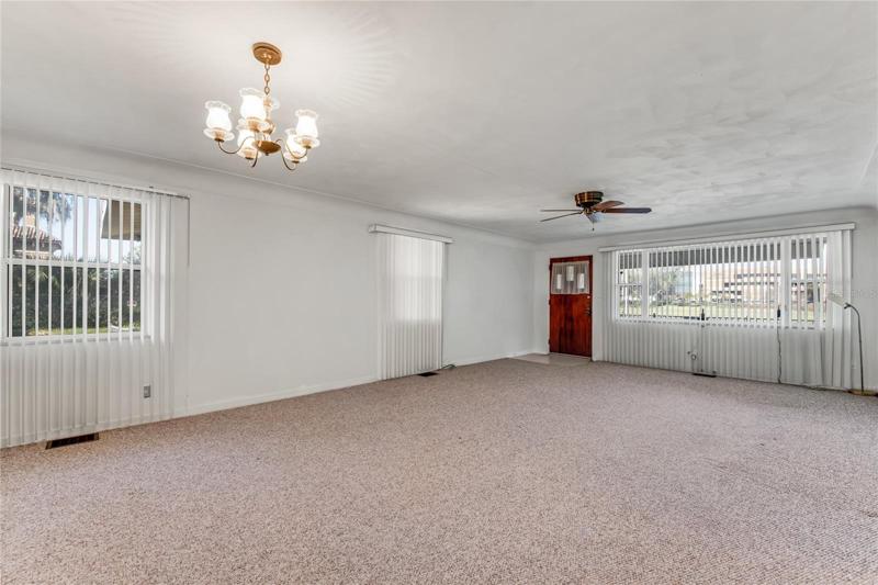 Living Roomhttps://stellar.mlsmatrix.com/Matrix/MediaManager/ShowImage.aspx?tbl=9&mtid=1&tmui=683007980&mf=P6853914239c1e2616-50a3-4d29-b6c3-3ec14c5e444cU-1&w=128&h=96&q=99&md=2023-03-13%2012:42:24.787