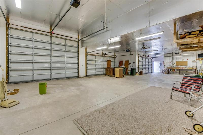 Detached 3 Bay Garage