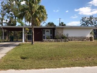 Street view of front yard