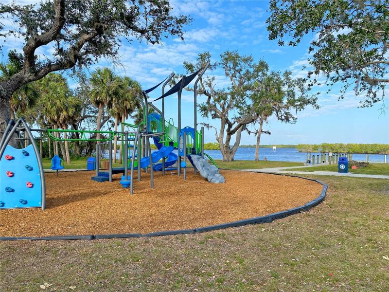 Harbour Heights Park Playground
