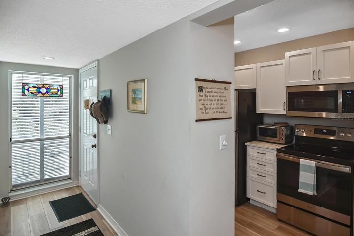 Dining/living room