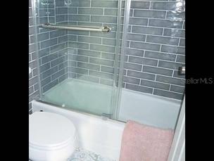Master bathroom 