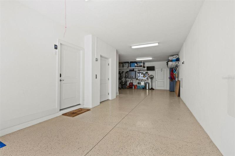 Huge tandem garage perfect for cars/ trucks and storage